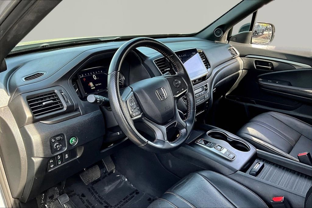 Used 2023 Honda Passport TrailSport image 14