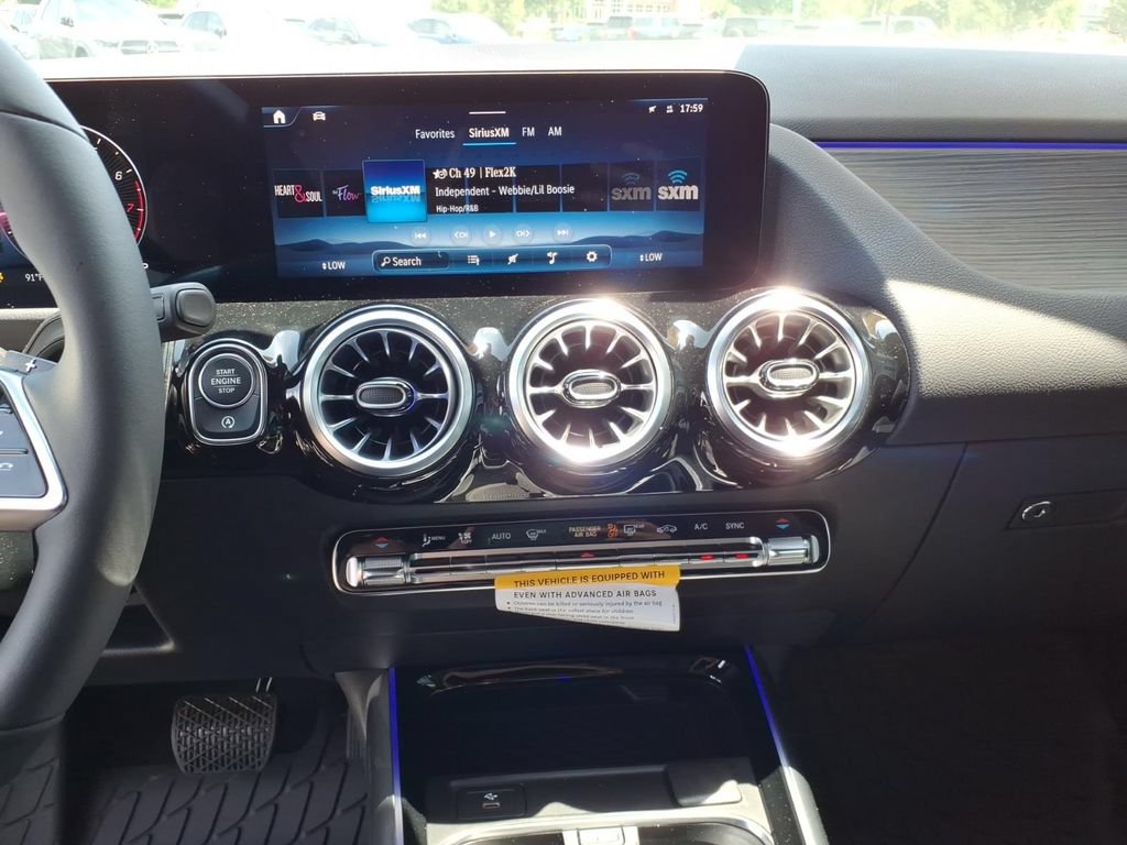 New 2026 Mercedes-Benz GLA 250 4MATIC image 16