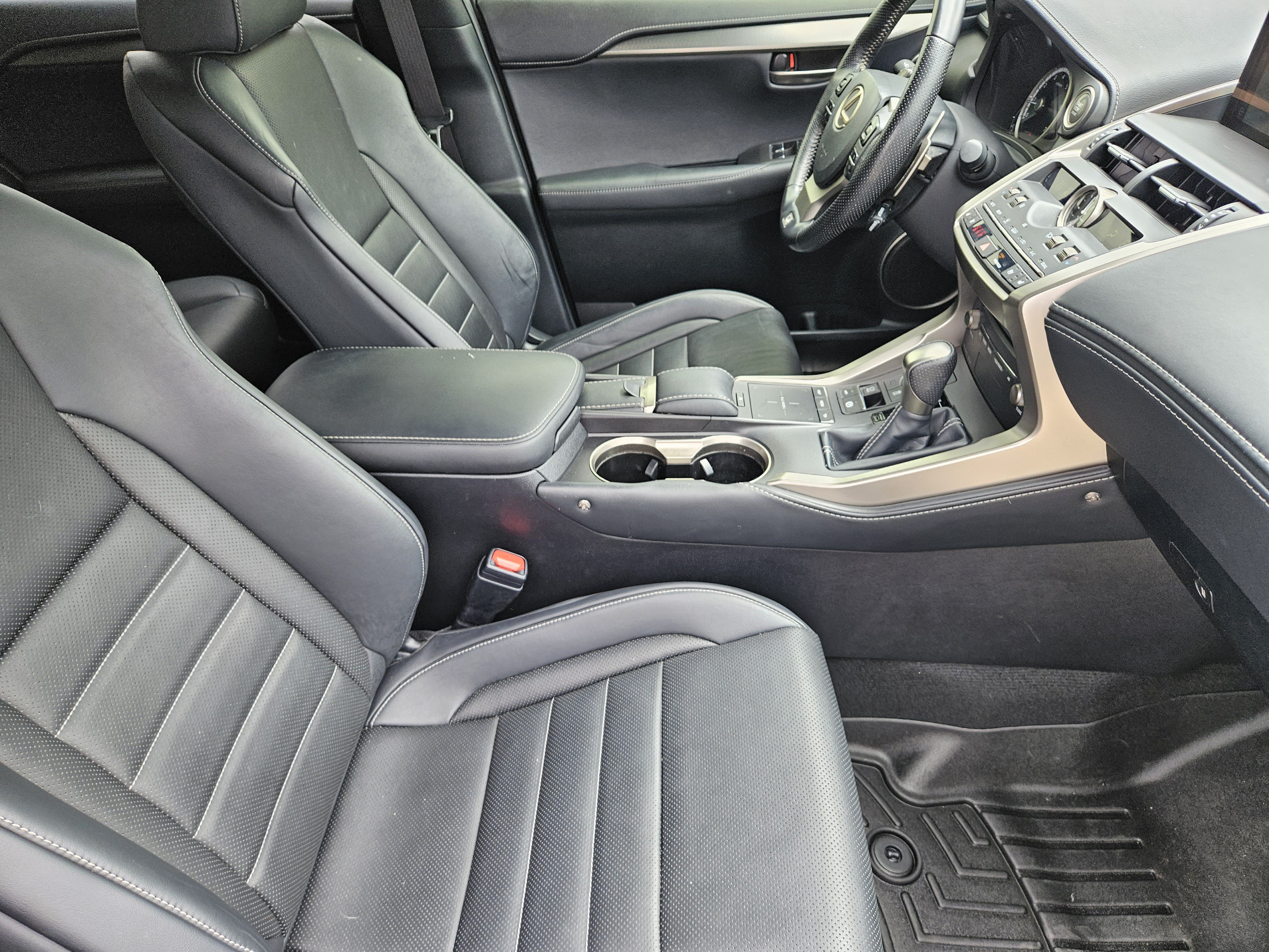 Used 2020 Lexus NX 300 F Sport w/ F Sport Premium Package FWD image 15