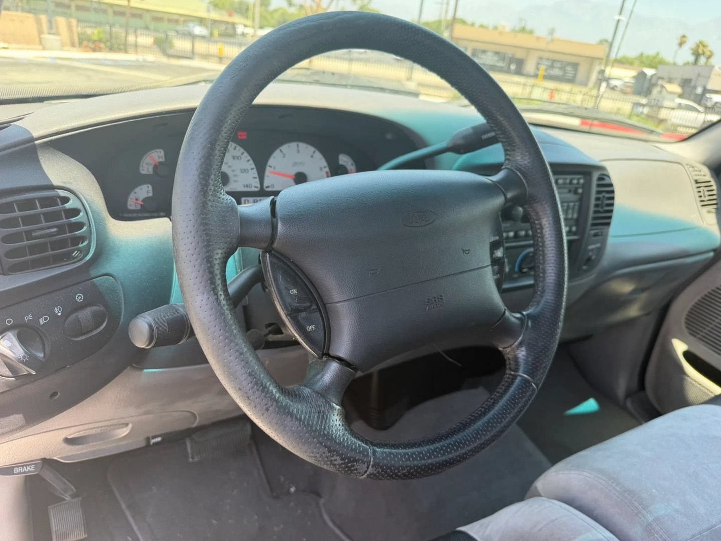 Used 2003 Ford F150 Lightning RWD image 11