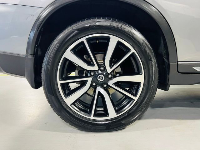 Used 2020 Nissan Rogue SL image 11