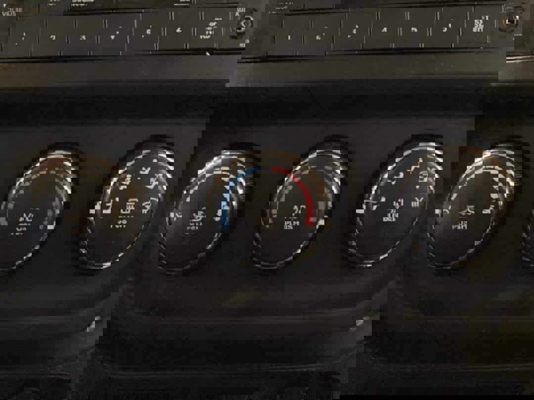 Used 2017 Jeep Patriot Sport w/ Power Value Group image 19