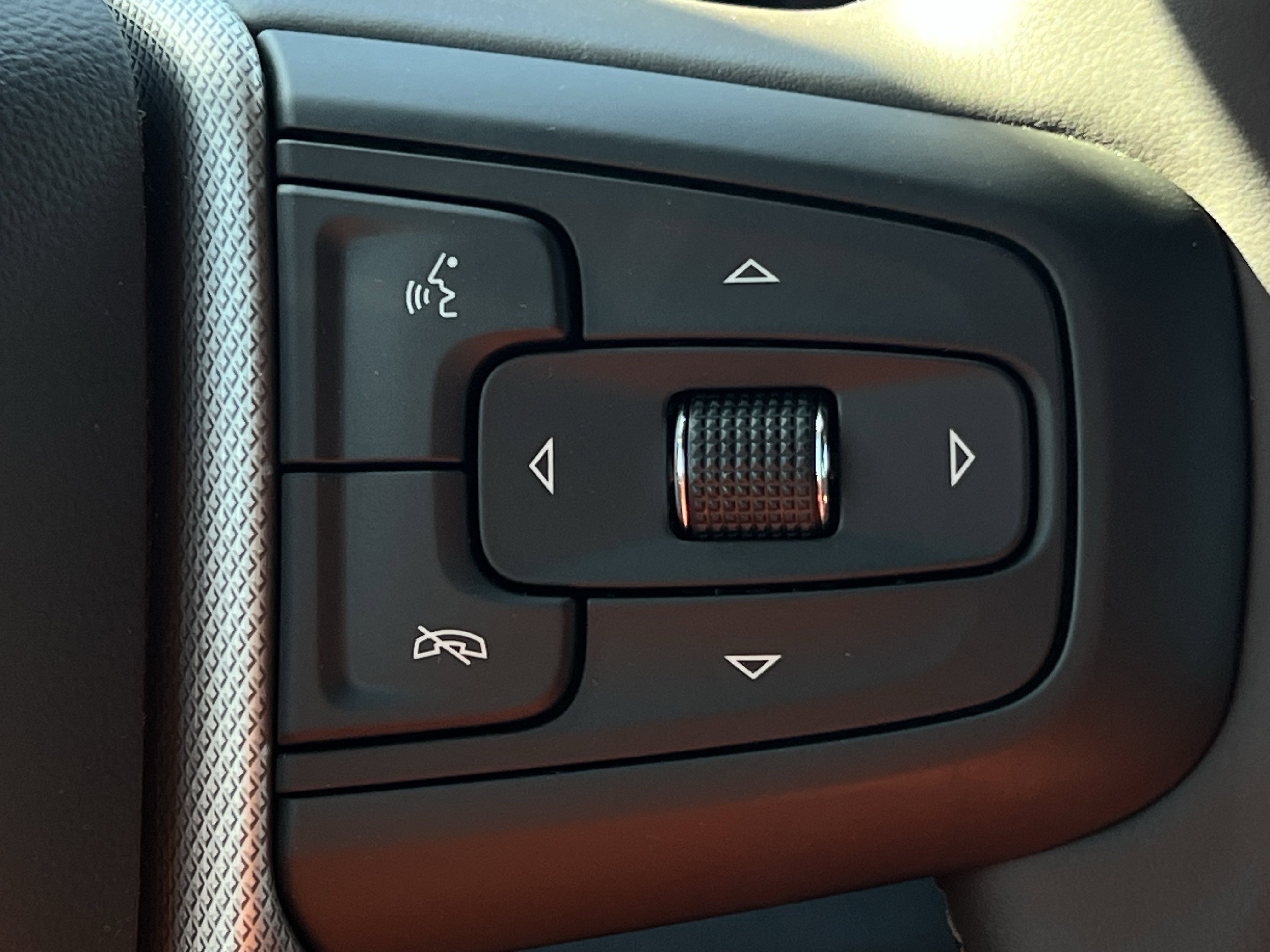 New 2026 GMC Sierra 2500 Denali w/ Denali Reserve Package image 12