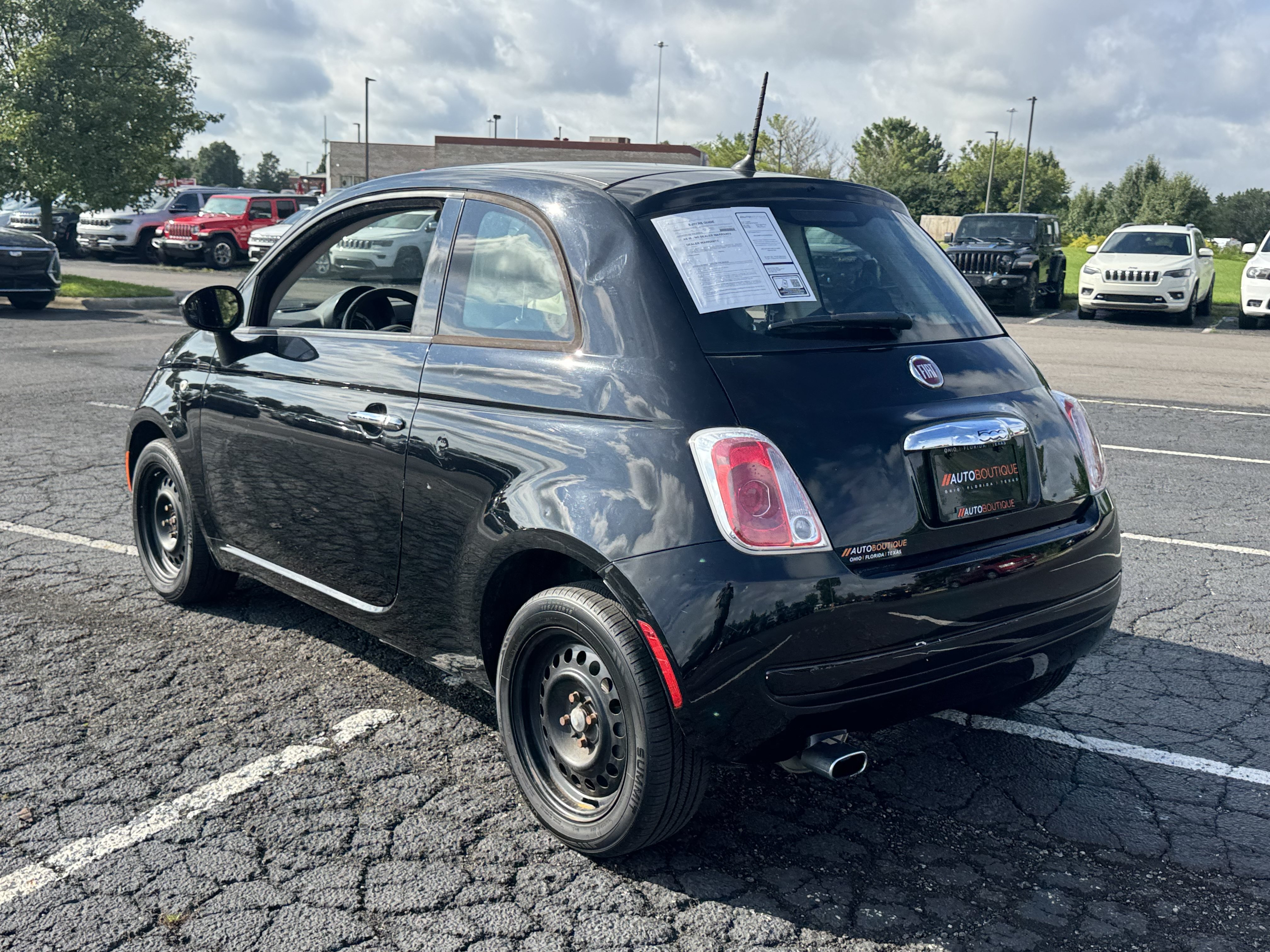 Used 2015 FIAT 500 Pop FWD image 10