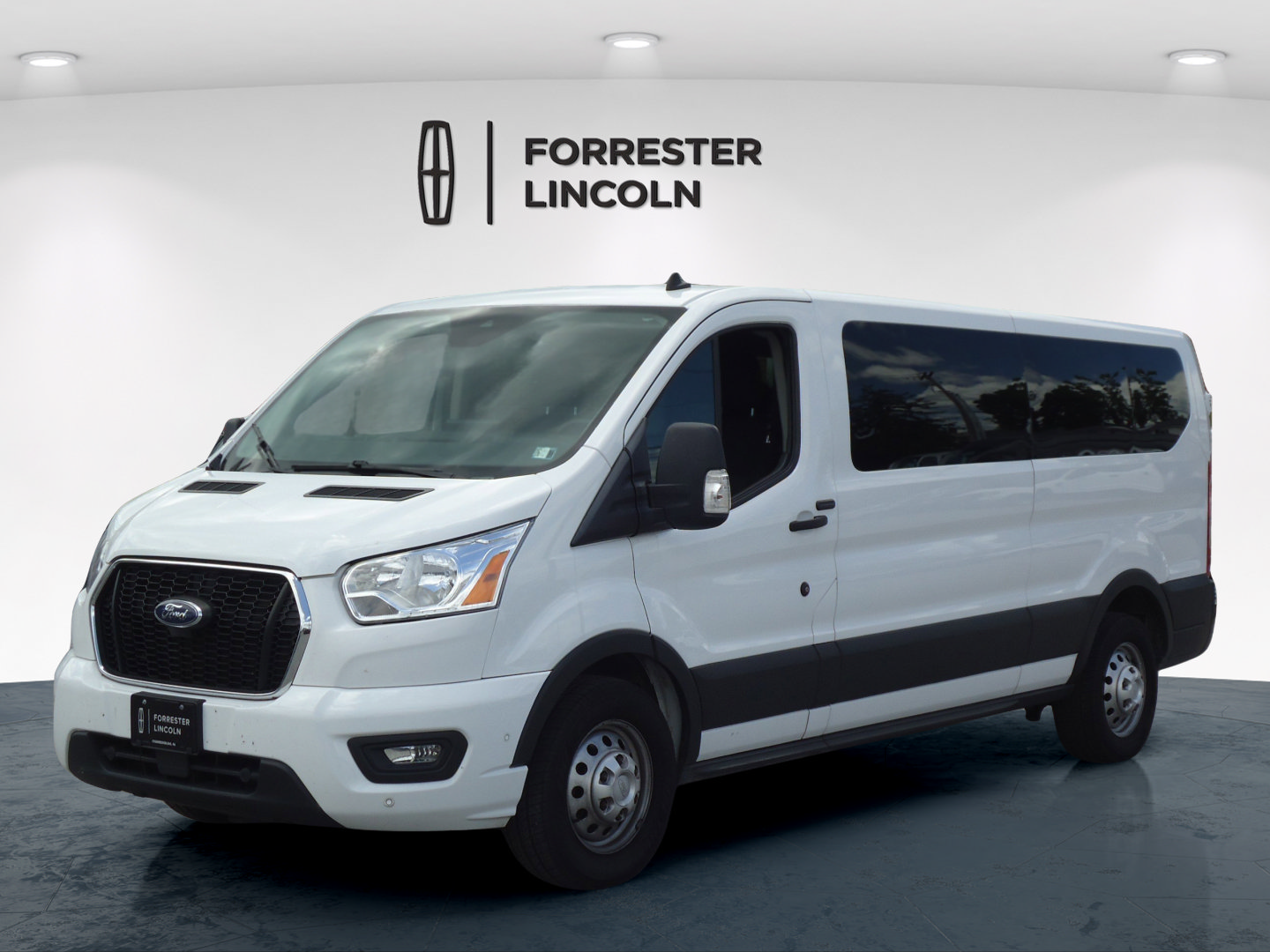 Used 2022 Ford Transit 350 XLT AWD/4WD image 7