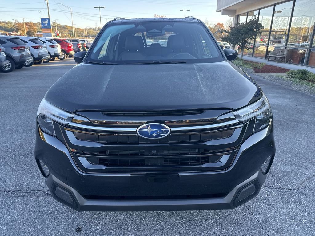Used 2025 Subaru Forester Touring w/ Popular Package - Touring AWD/4WD image 2