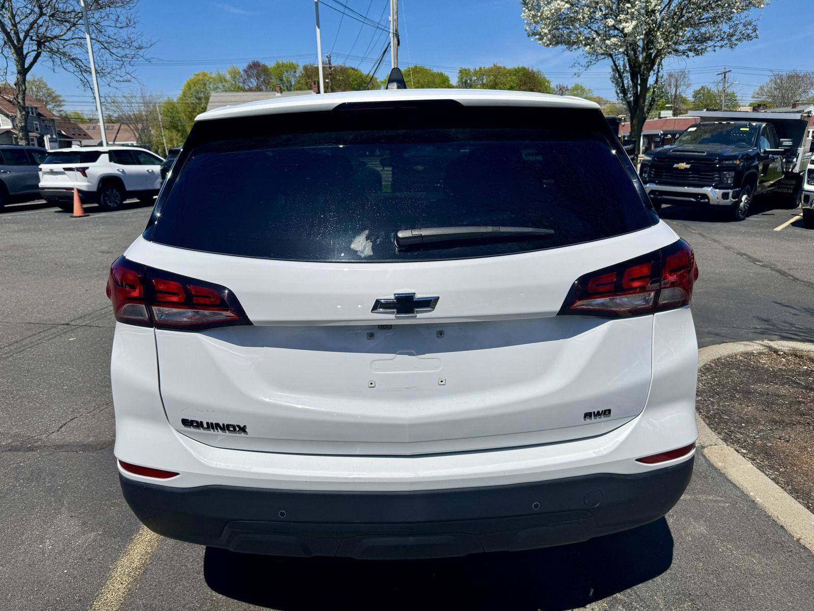 Certified 2023 Chevrolet Equinox LS w/ LS Convenience Package AWD/4WD image 5