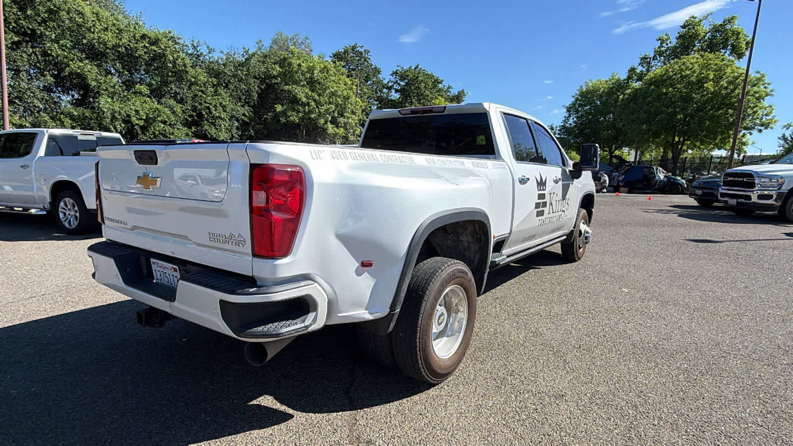 Used 2022 Chevrolet Silverado 3500 High Country w/ Safety Package II AWD/4WD image 5