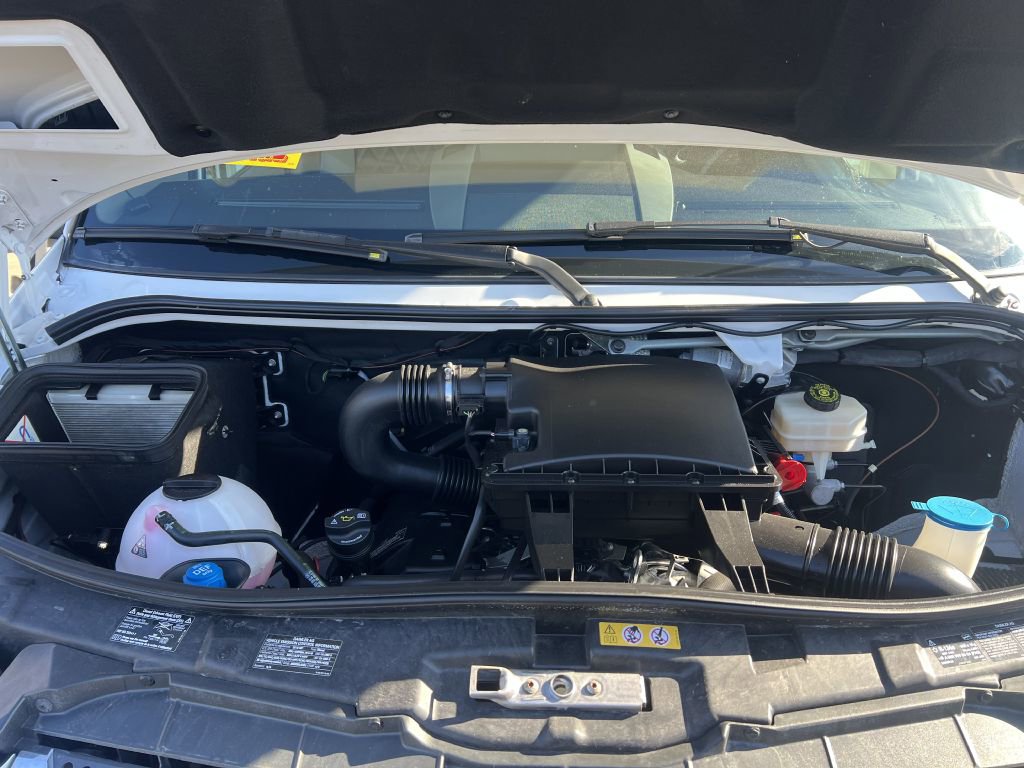 Used 2018 Mercedes-Benz Sprinter 3500 image 12