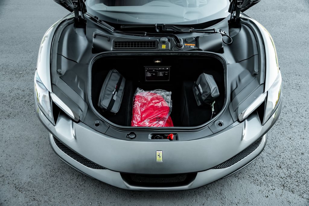 Used 2023 Ferrari 296 GTS RWD image 17