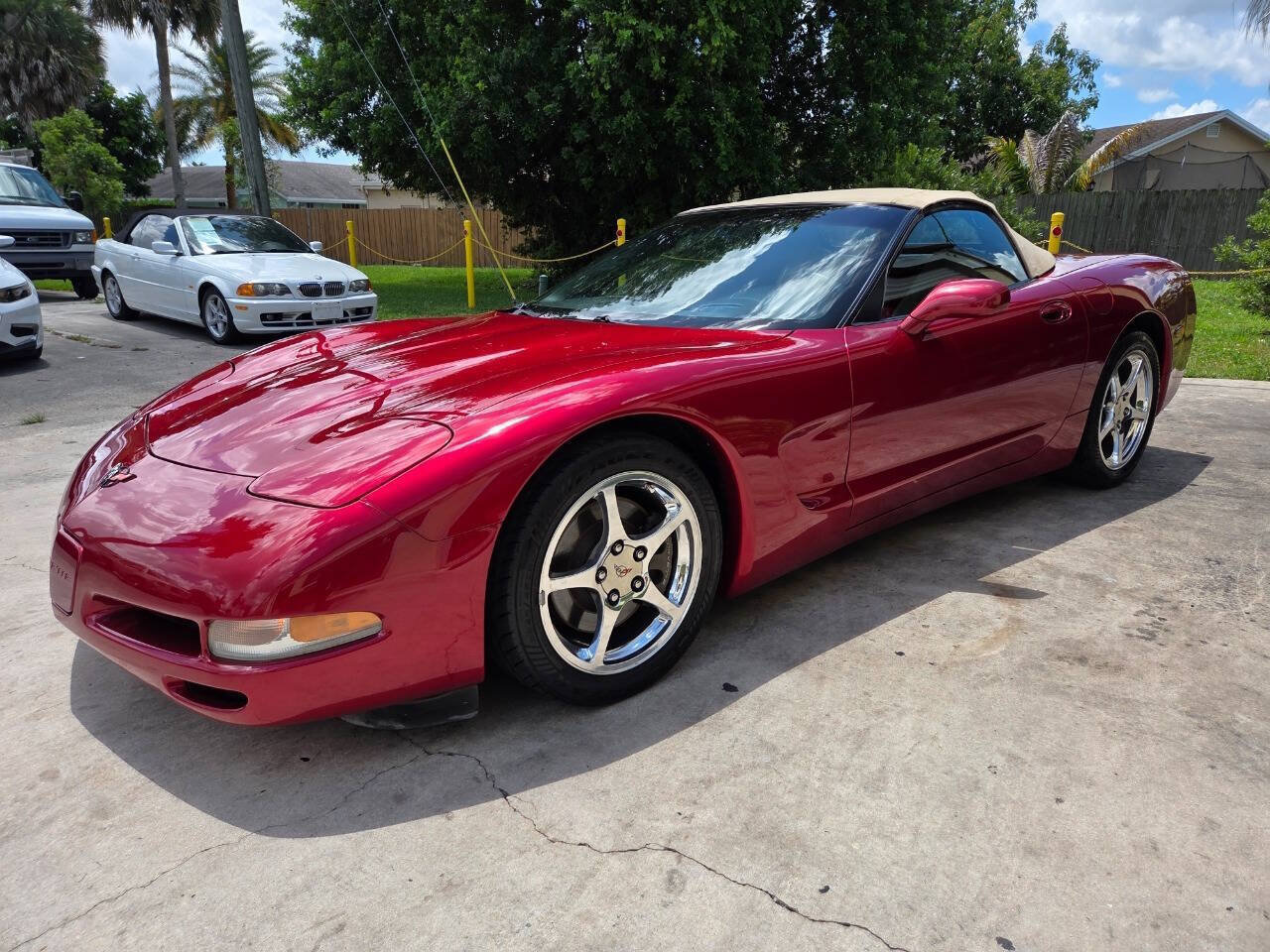 Used 2004 Chevrolet Corvette Convertible w/ Preferred Equipment Group RWD image 4