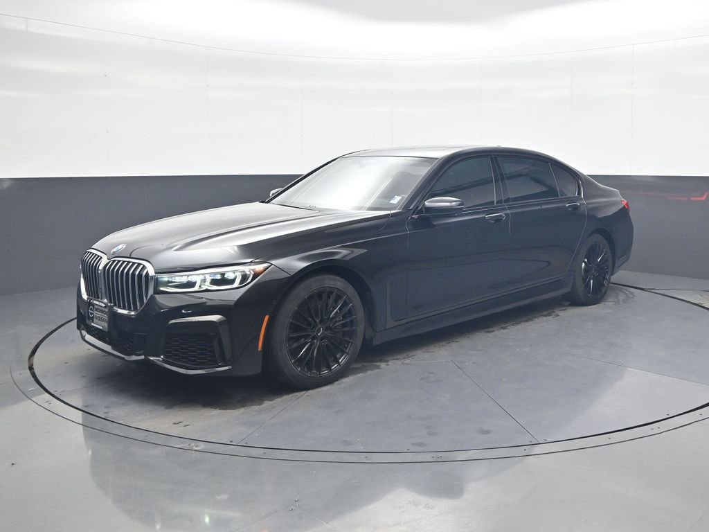Used 2021 BMW 750i xDrive w/ Executive Package AWD/4WD image 3