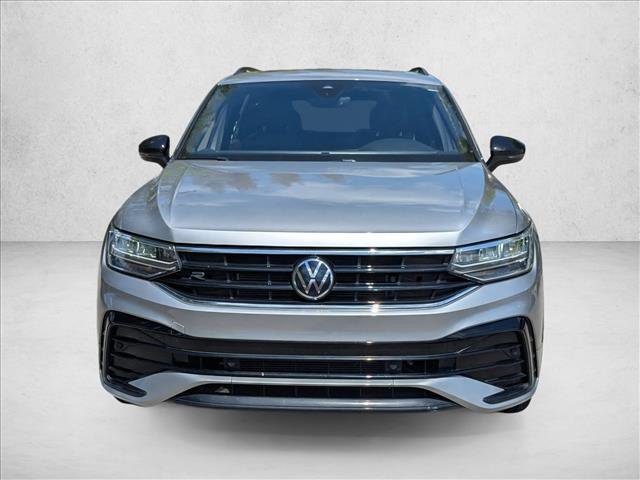 Used 2023 Volkswagen Tiguan SE R-Line FWD image 2