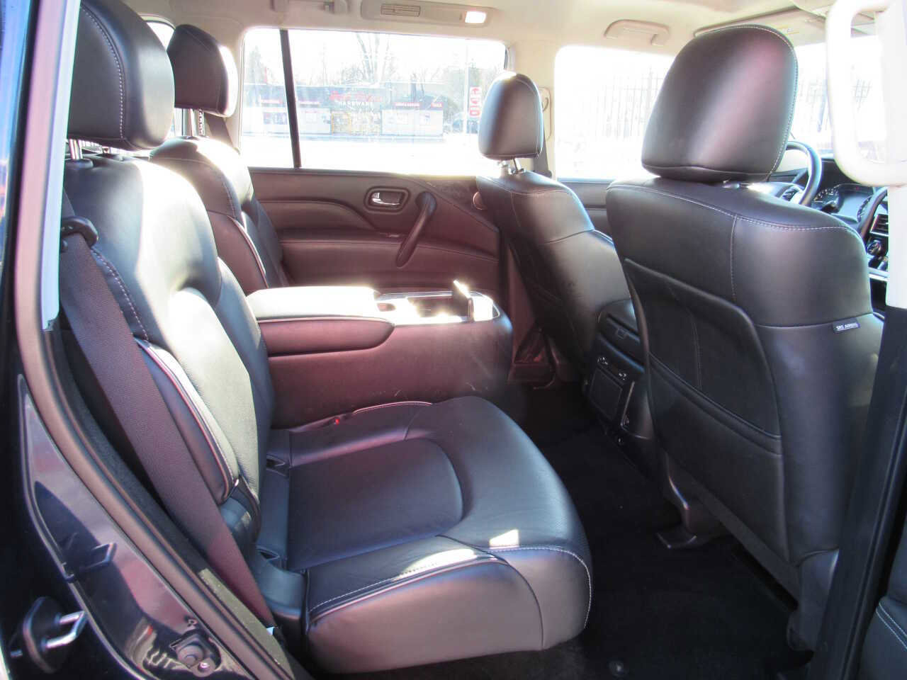 Used 2024 INFINITI QX80 Luxe image 9