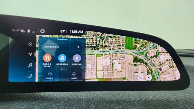 Used 2024 Lucid Air Pure RWD image 43