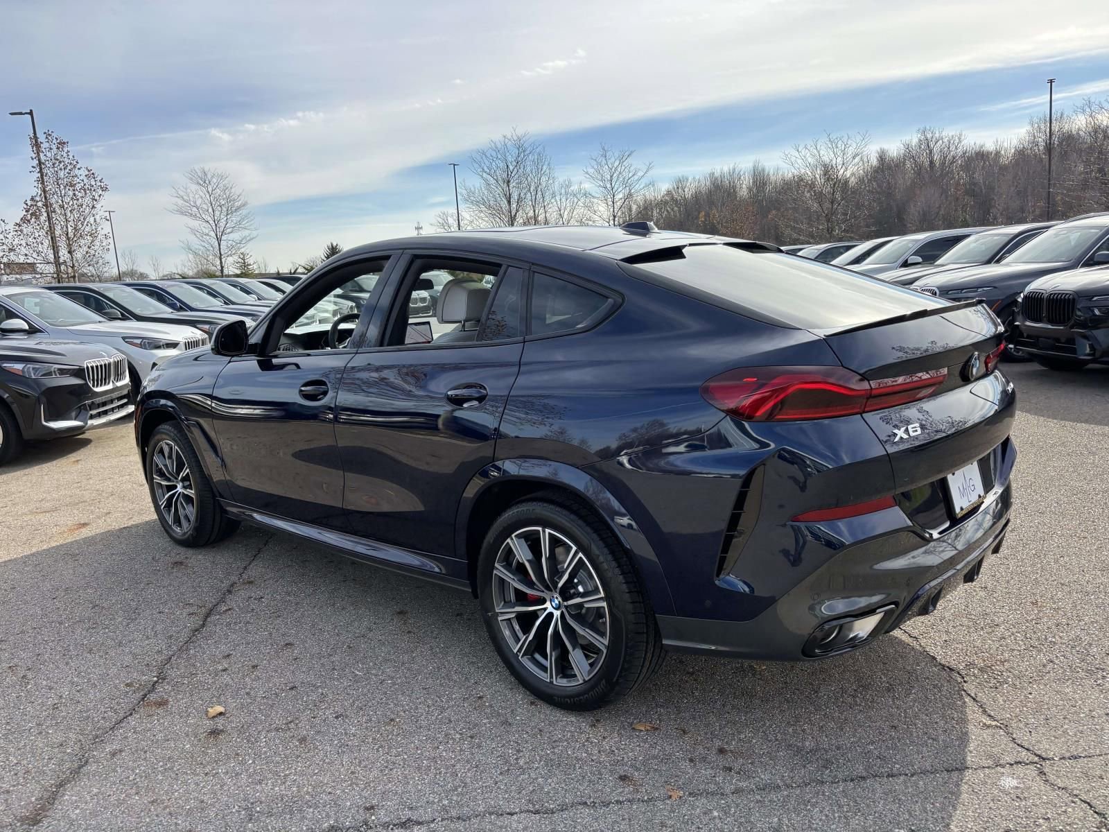 New 2026 BMW X6 xDrive40i image 5