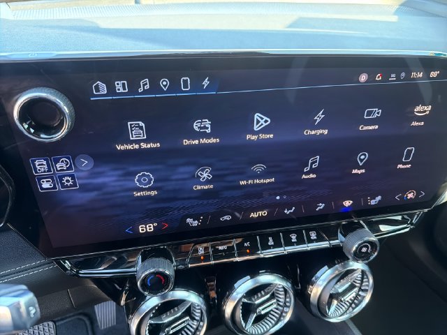 Certified 2024 Chevrolet Blazer EV LT AWD/4WD image 18