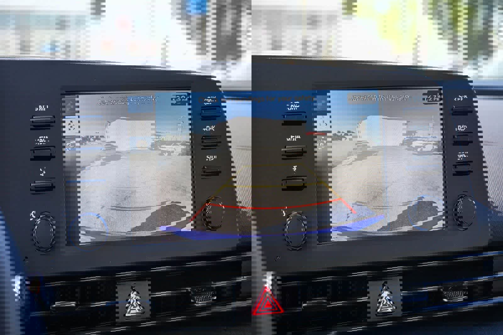 New 2025 Hyundai Elantra Sport image 28