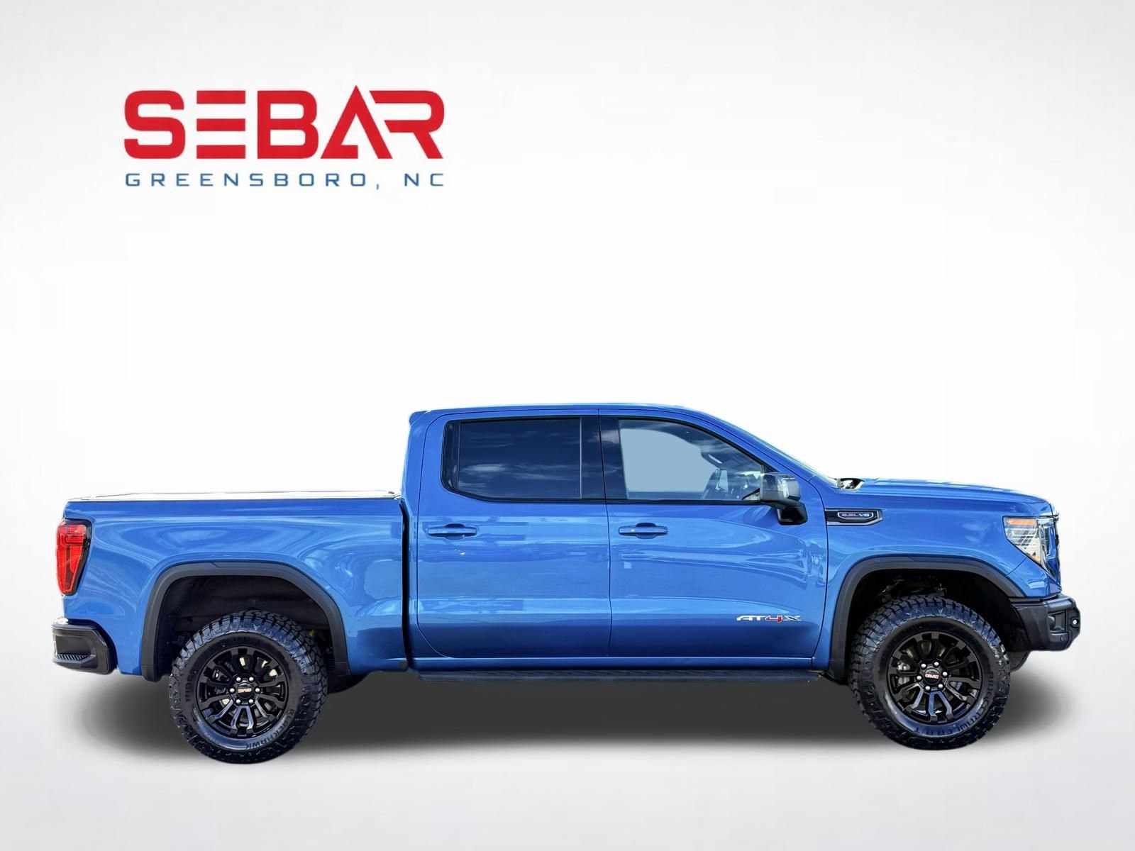 Used 2023 GMC Sierra 1500 AT4X image 4