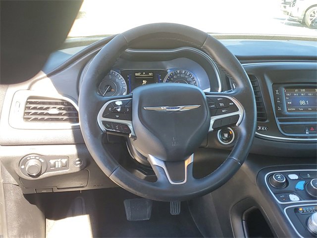 Used 2016 Chrysler 200 Limited w/ Convenience Group image 11