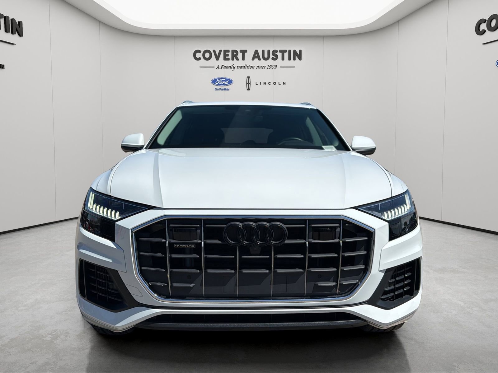 Used 2023 Audi Q8 Premium w/ Convenience Package AWD/4WD image 8
