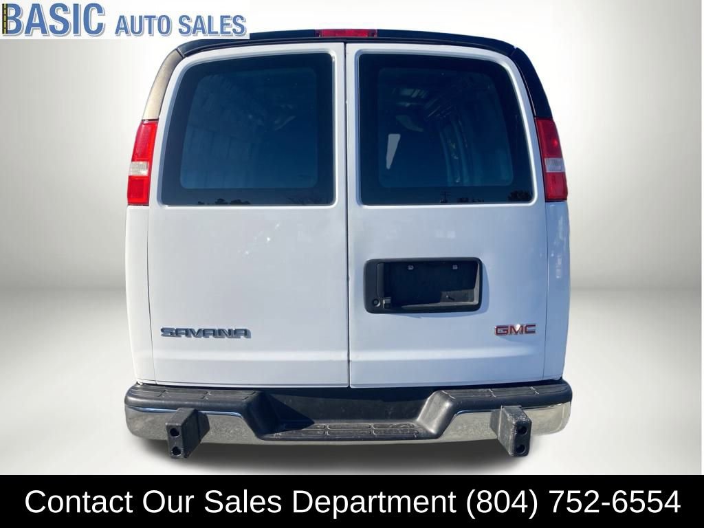 Used 2022 GMC Savana 2500 w/ Driver Convenience Package image 9