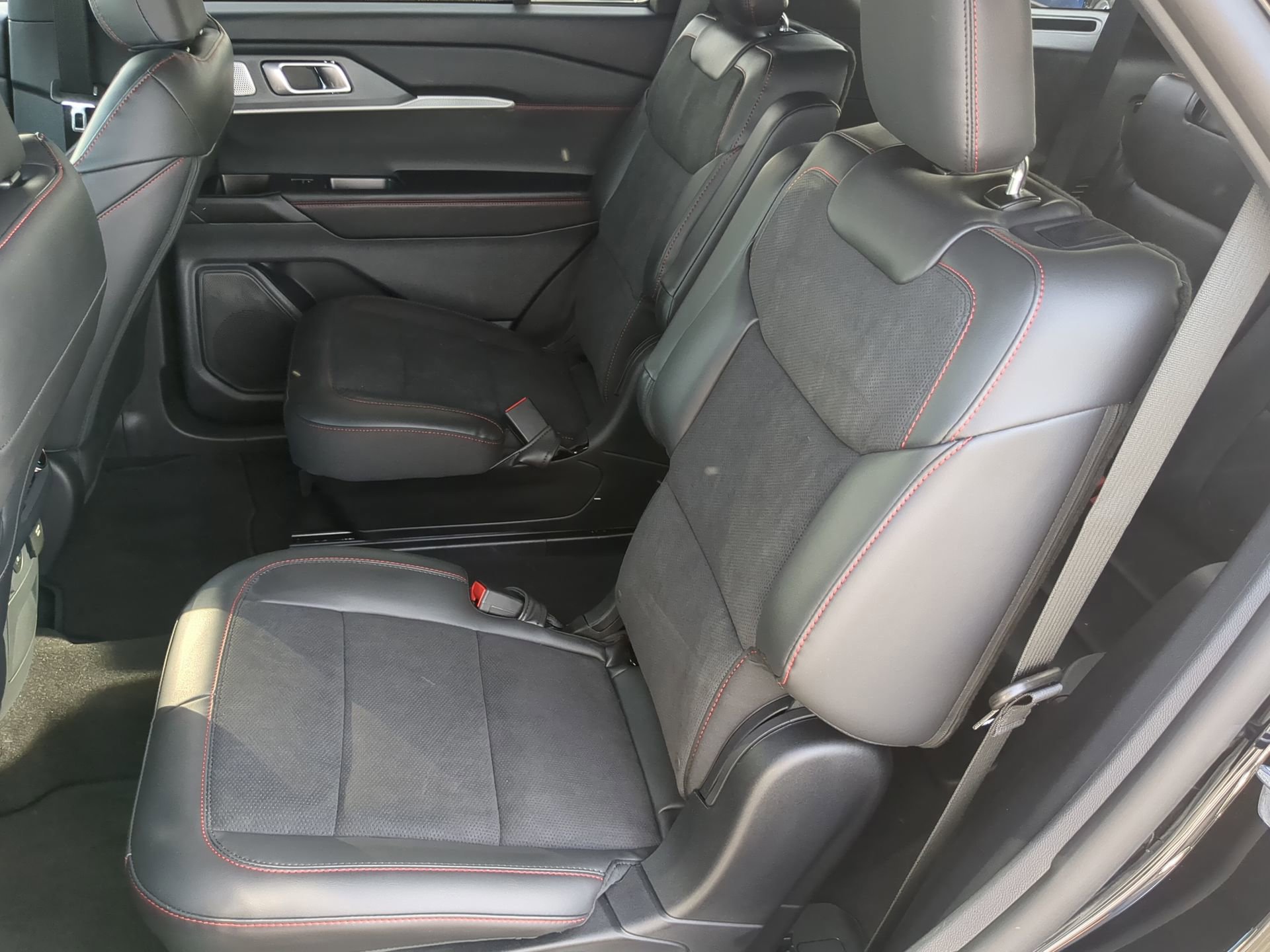 New 2026 Ford Explorer ST RWD image 58