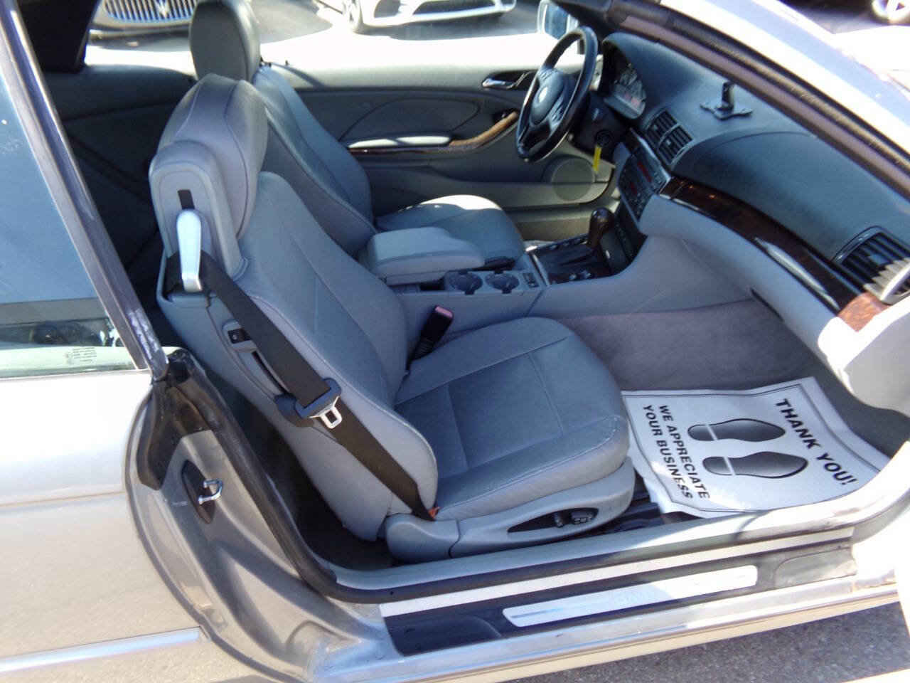 Used 2004 BMW 325Ci Convertible RWD image 12