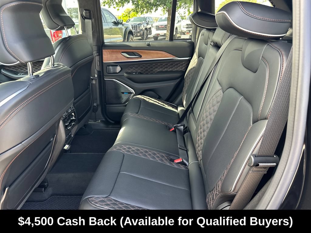 New 2026 Jeep Grand Cherokee Summit w/ Obsidian Package AWD/4WD image 33