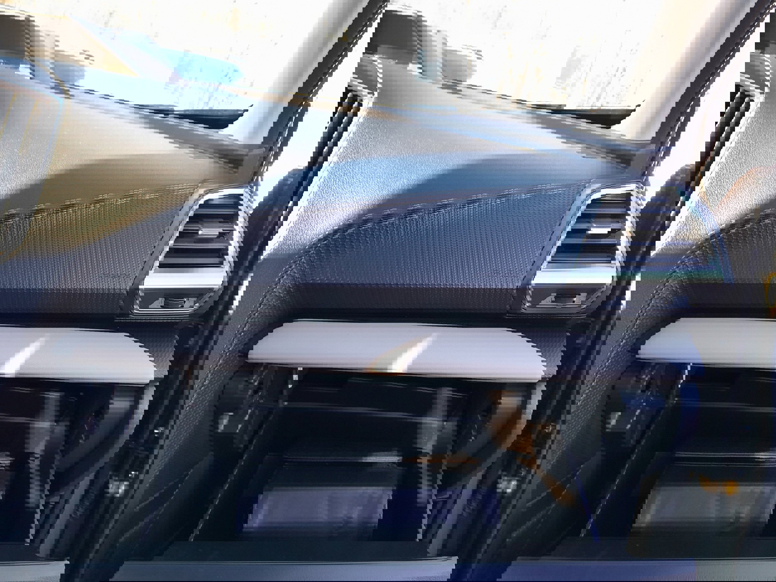 Used 2024 Subaru Forester Limited image 37