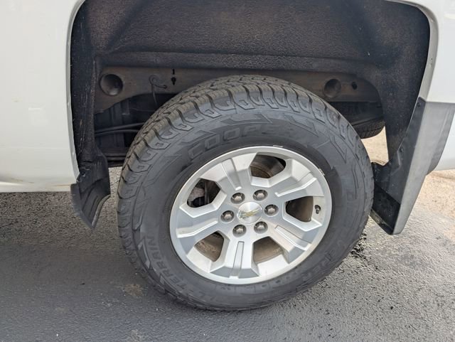 Used 2018 Chevrolet Silverado 1500 LT w/ All Star Edition image 26