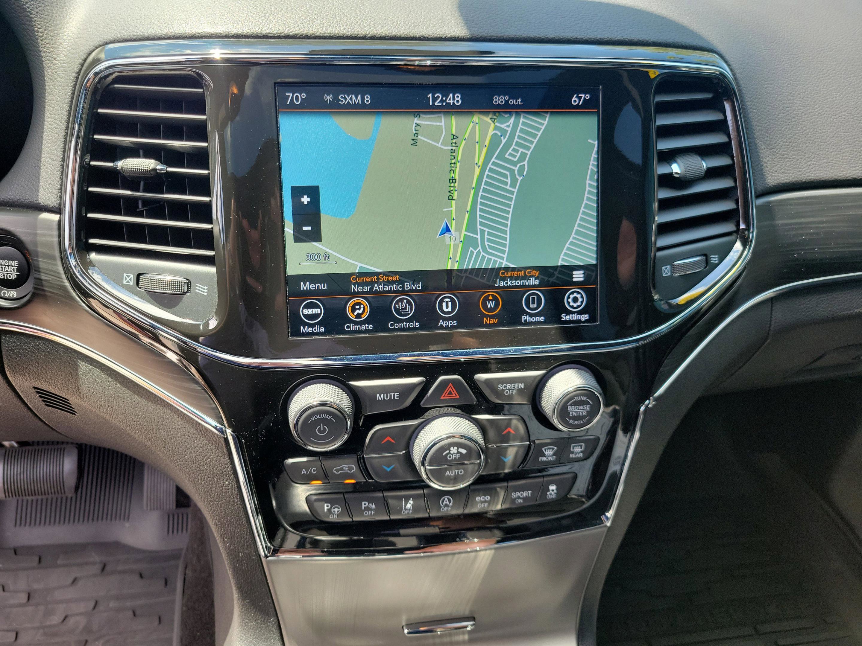 Used 2022 Jeep Grand Cherokee Limited w/ Trailer Tow Group IV image 27