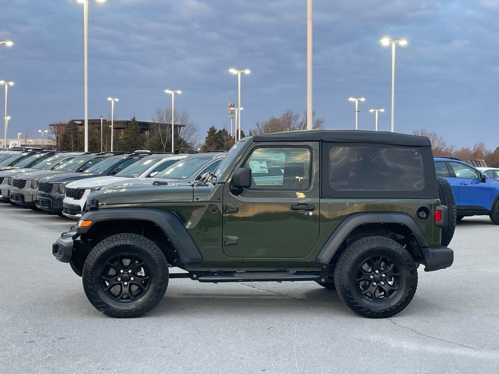 Used 2022 Jeep Wrangler Sport image 4