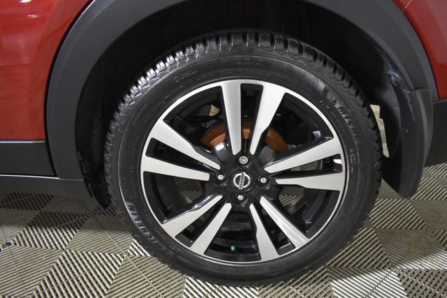 Used 2020 Nissan Kicks SV FWD image 38