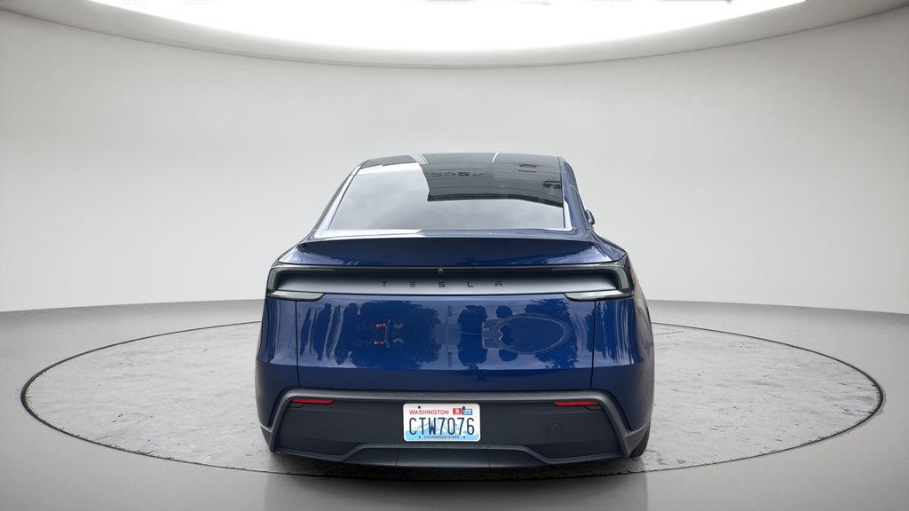 Used 2026 Tesla Model Y Long Range RWD image 8