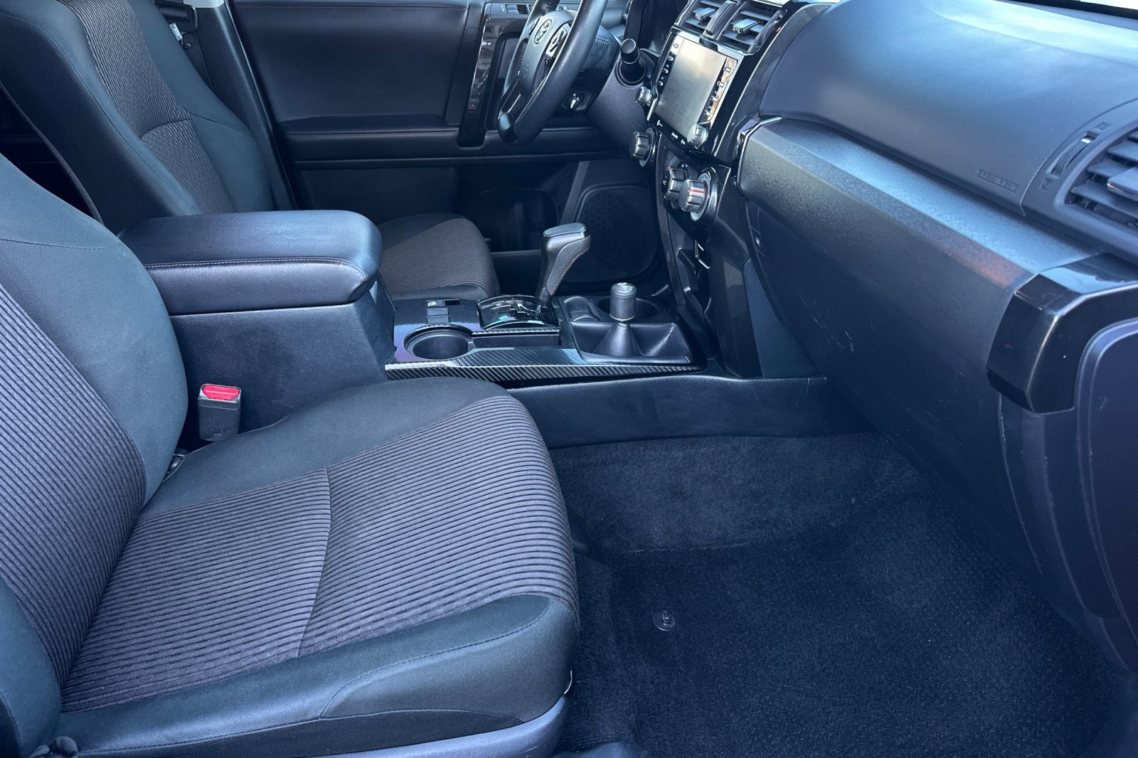 Used 2022 Toyota 4Runner TRD Off-Road image 16