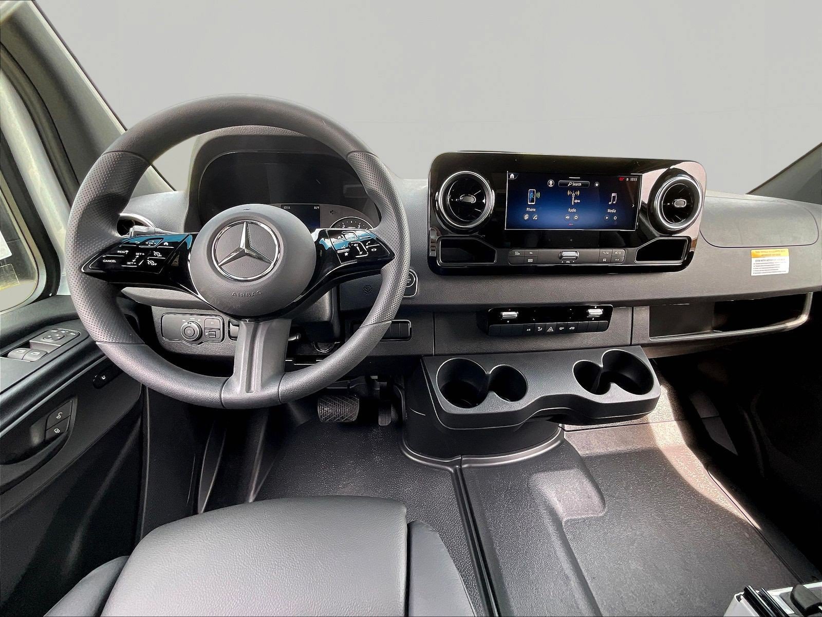 New 2026 Mercedes-Benz Sprinter 2500 image 8