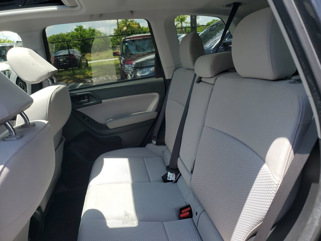 Used 2017 Subaru Forester 2.5i Premium AWD/4WD image 12