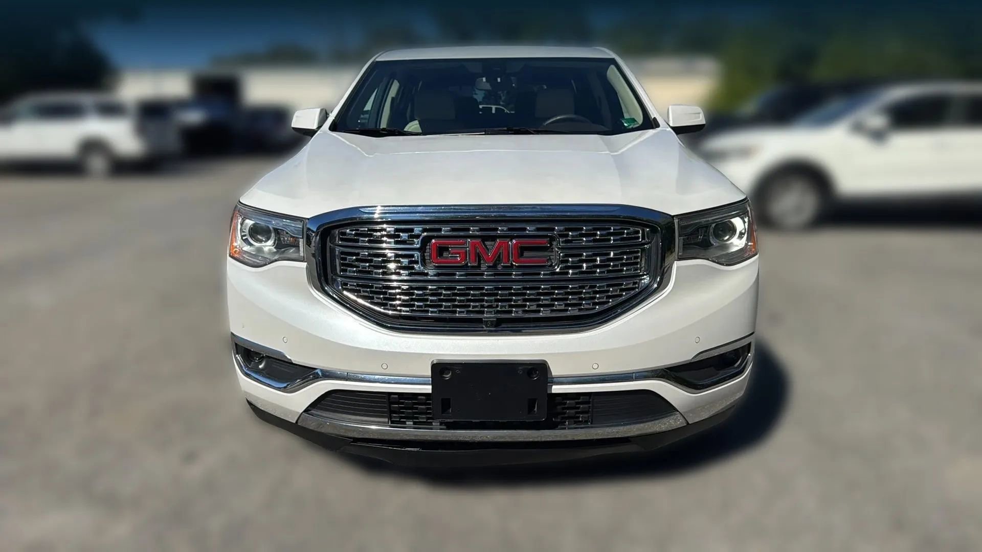 Used 2017 GMC Acadia Denali w/ Technology Package image 2