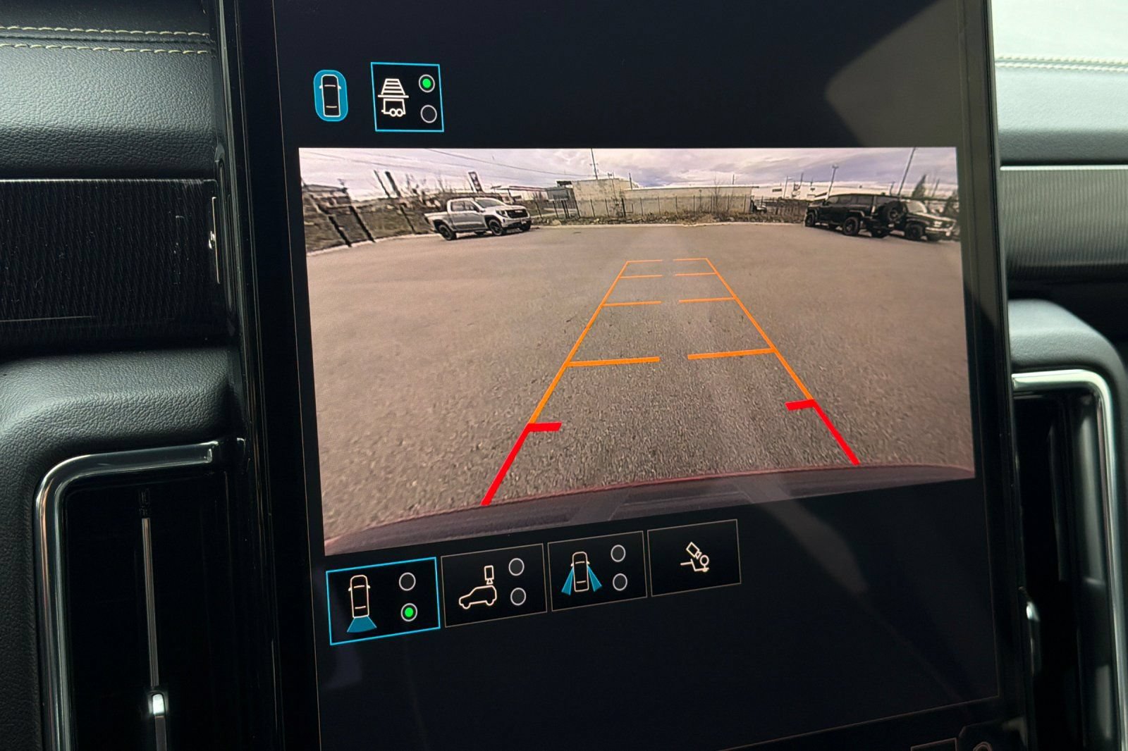 New 2026 GMC Yukon Elevation AWD/4WD image 24