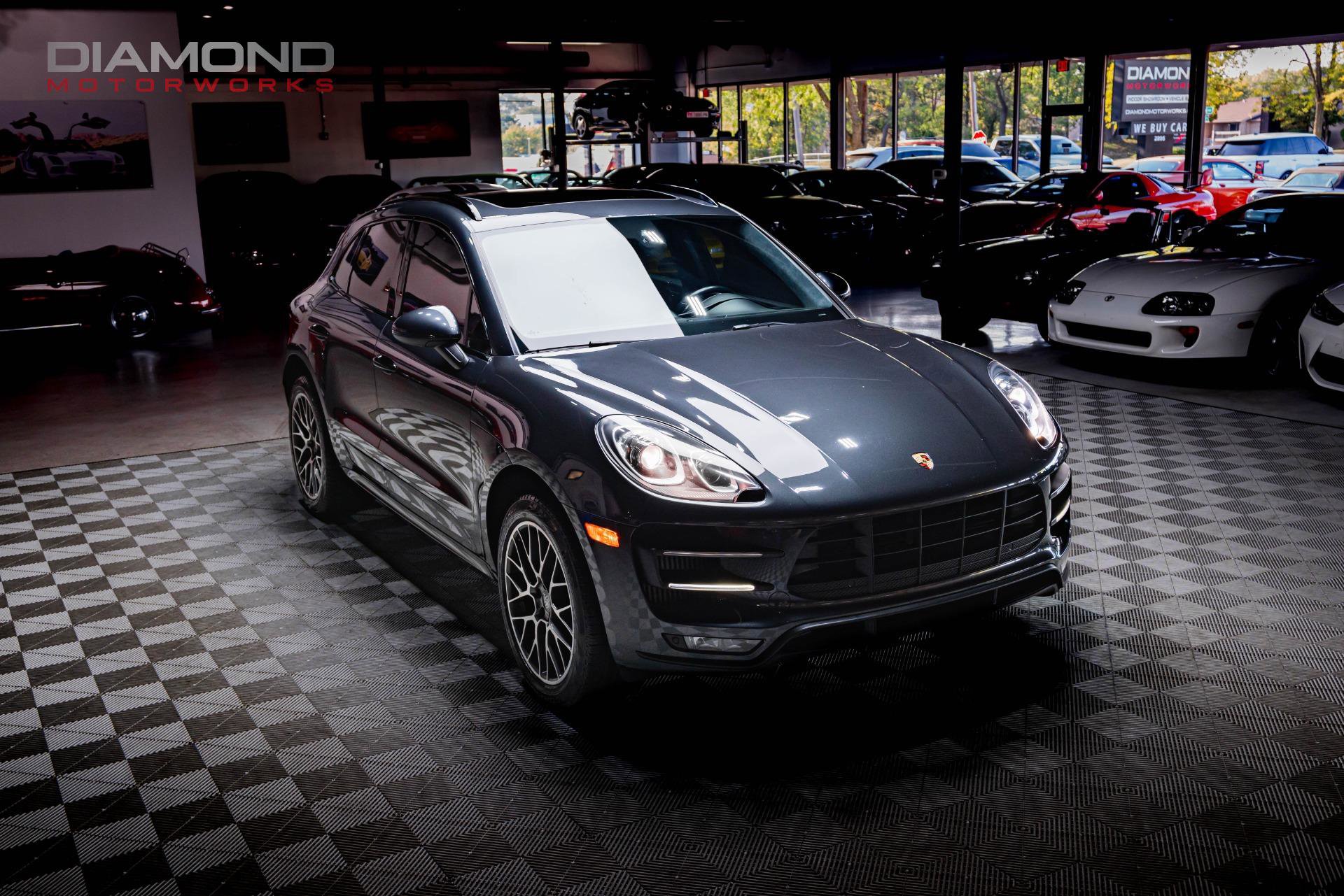 Used 2018 Porsche Macan Turbo image 51