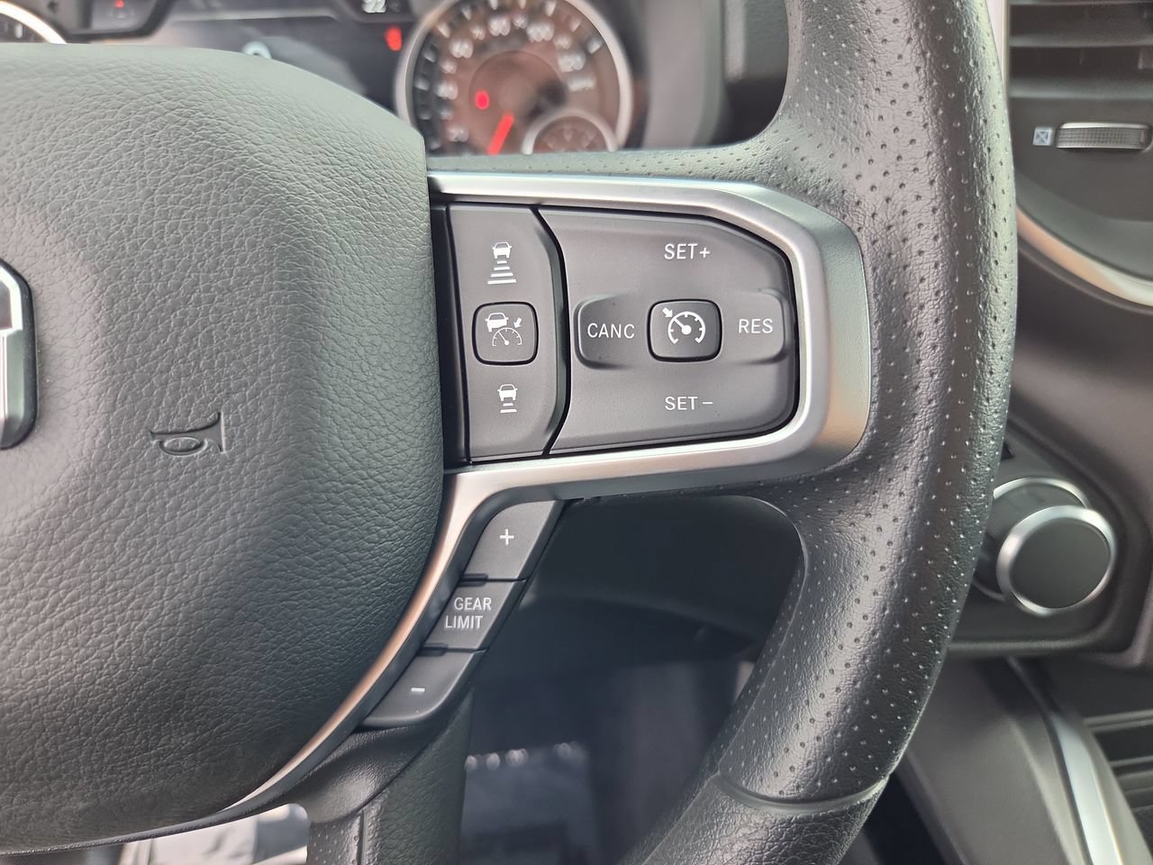 New 2026 RAM 1500 Express AWD/4WD image 29