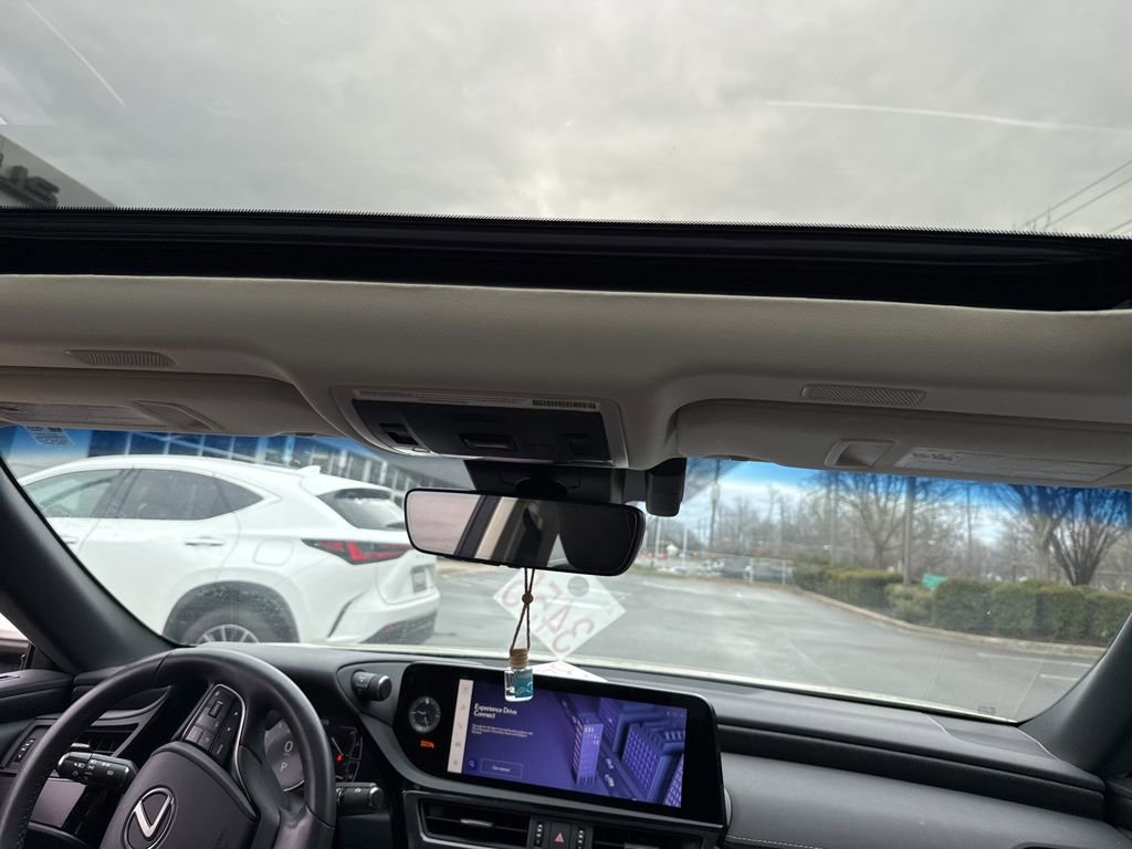 Certified 2023 Lexus ES 350 w/ Premium Package image 8