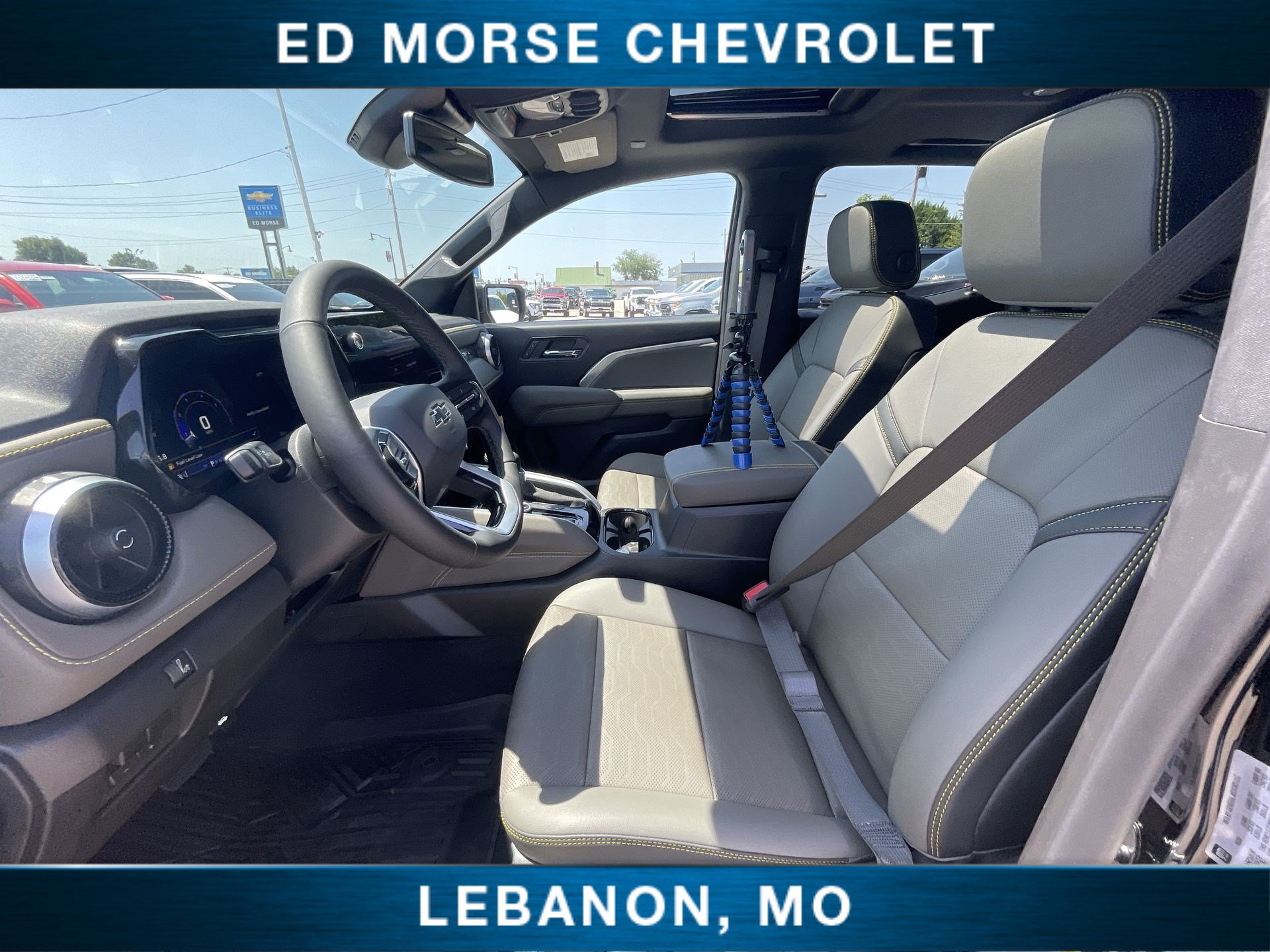 New 2026 Chevrolet Colorado ZR2 w/ Midnight Edition AWD/4WD image 19