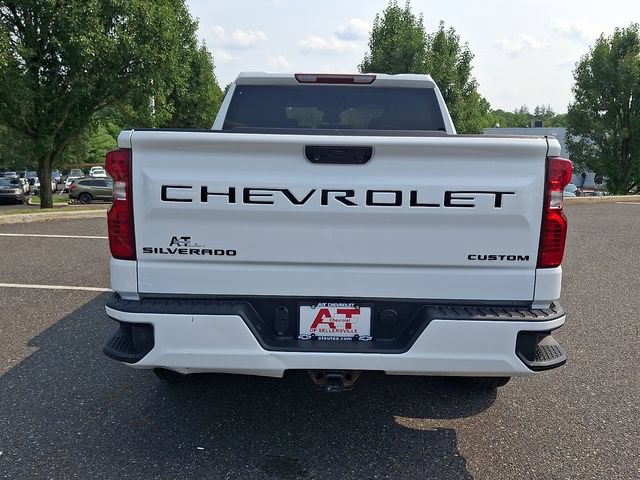 Used 2022 Chevrolet Silverado 1500 Custom w/ LPO, Dark Essentials Package AWD/4WD image 5