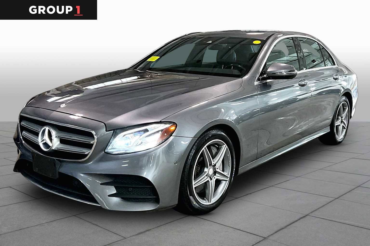 Used 2017 Mercedes-Benz E 300 4MATIC image 1