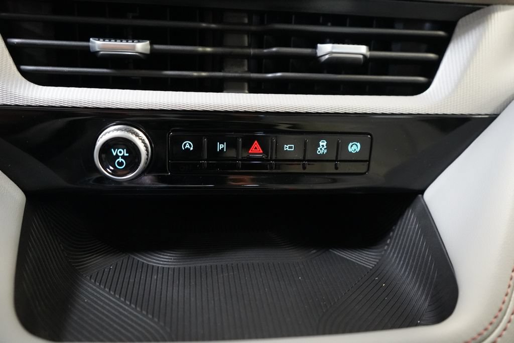 New 2026 Ford Explorer Active w/ Active Comfort Package AWD/4WD image 39
