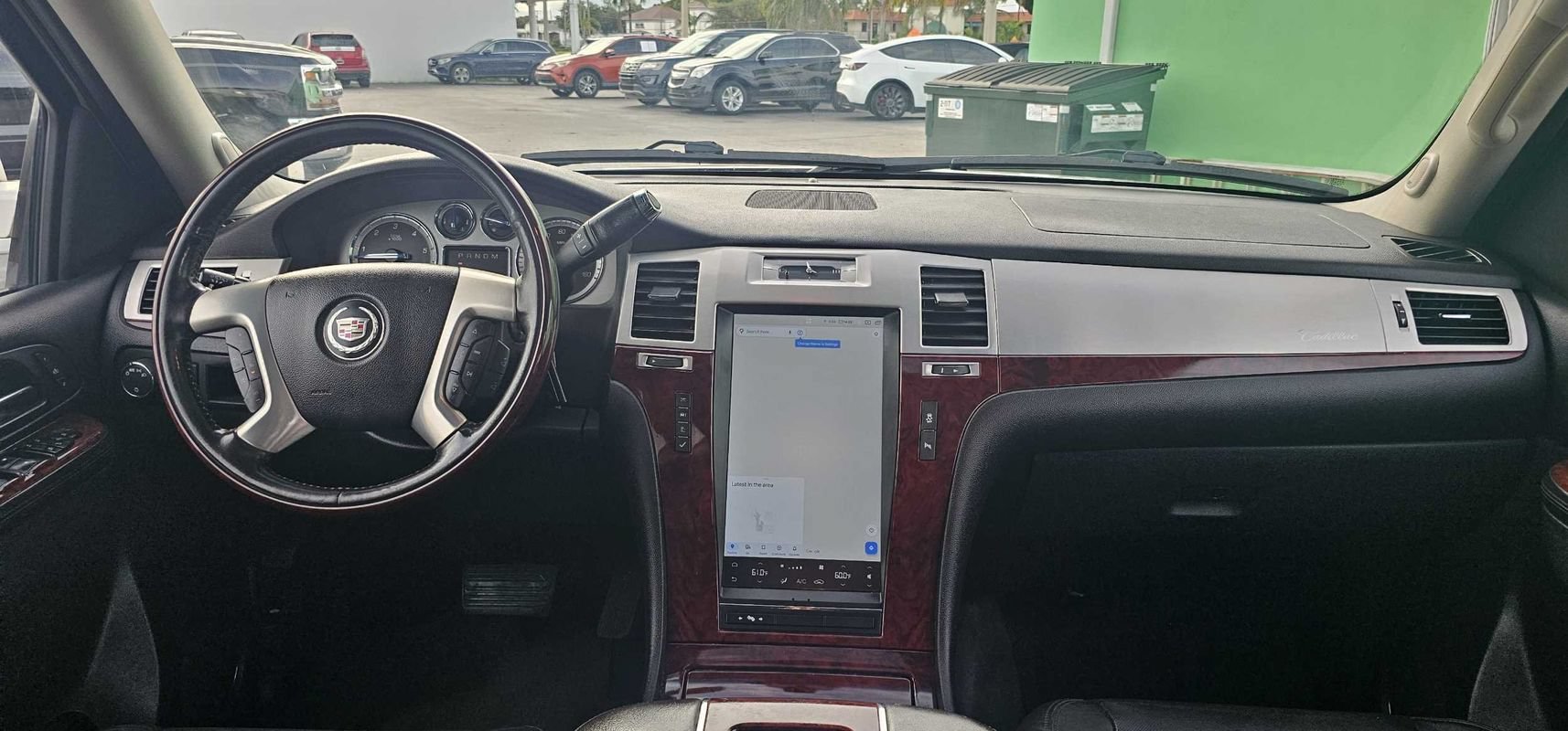 Used 2013 Cadillac Escalade ESV Luxury AWD/4WD image 31