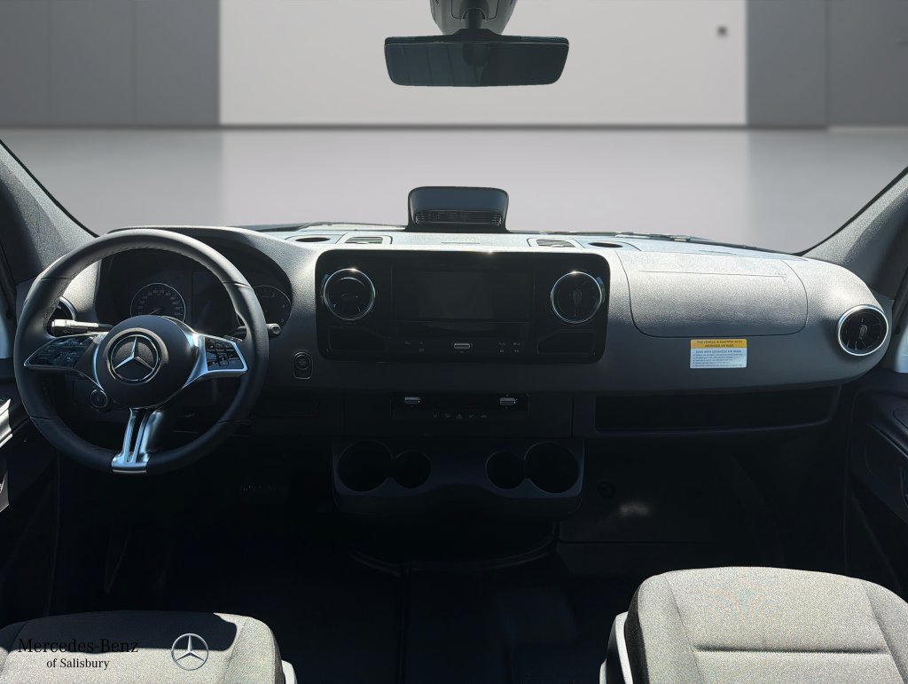 New 2026 Mercedes-Benz Sprinter 2500 image 9