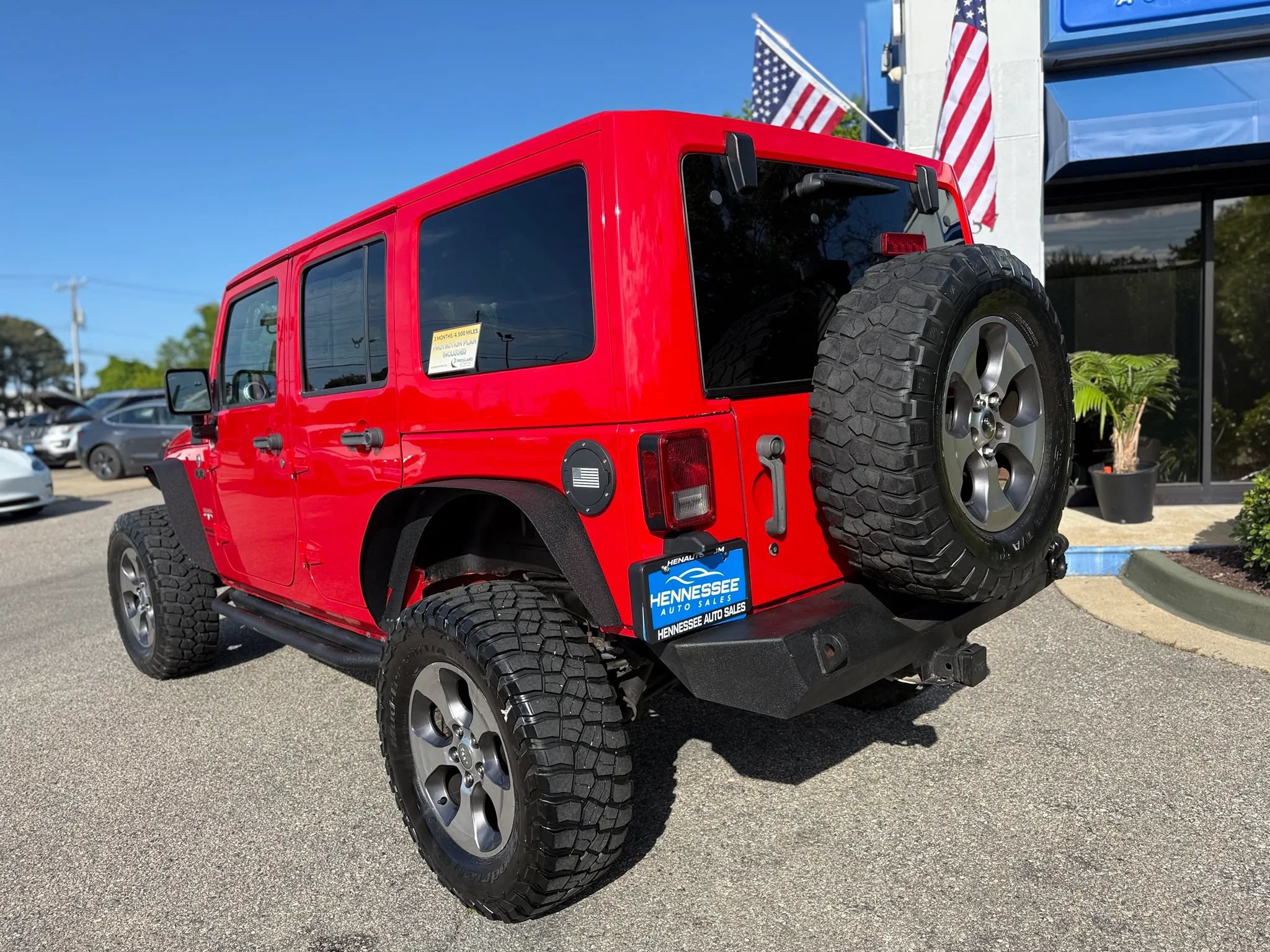 Used 2016 Jeep Wrangler Unlimited Sahara w/ Connectivity Group AWD/4WD image 21
